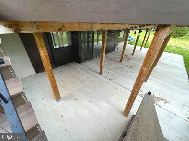 Building Photo - 1538 Trough Rd