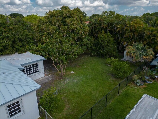 Building Photo - 6351 NW 38th Terrace