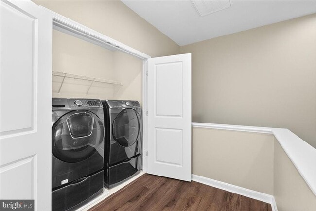 Building Photo - 43277 Tumbletree Terrace