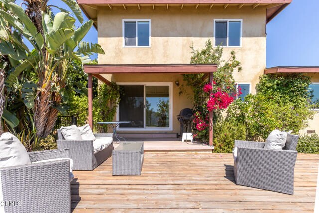 Building Photo - 1932 Hilldale Dr