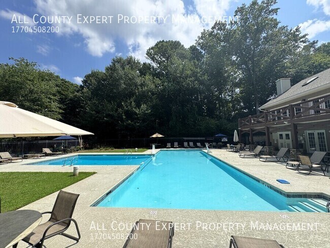 Building Photo - 11820 Highland Colony Dr
