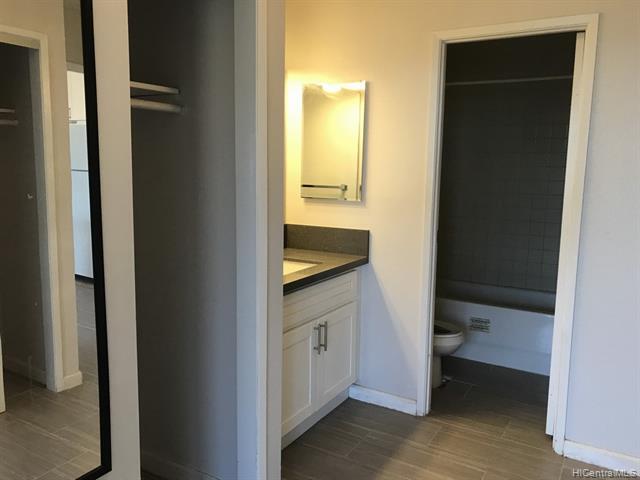 Building Photo - 1255 Nuuanu Ave