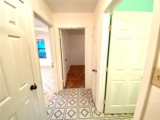 Building Photo - 6211 Club Terrace