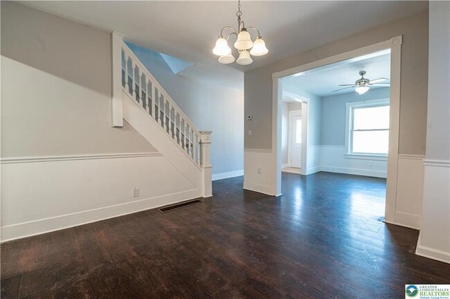 Building Photo - 1334 Lehigh St