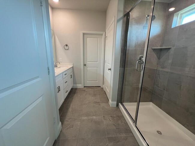 Building Photo - 609 Tartane Dr