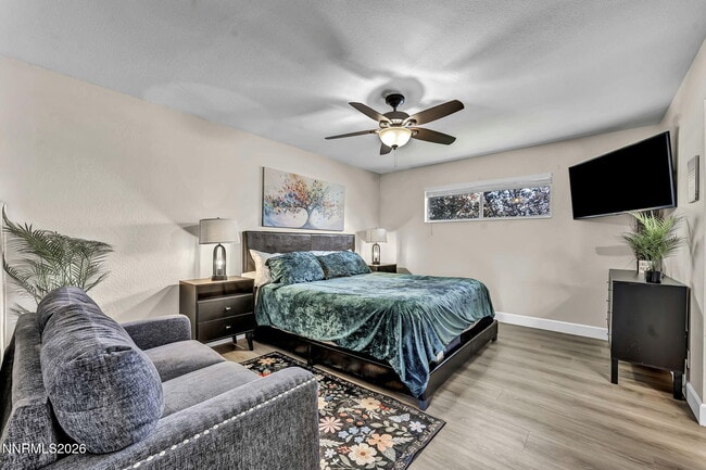 Building Photo - 1490 Foster Dr