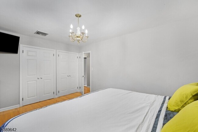 Building Photo - 202 Mt Horeb Rd