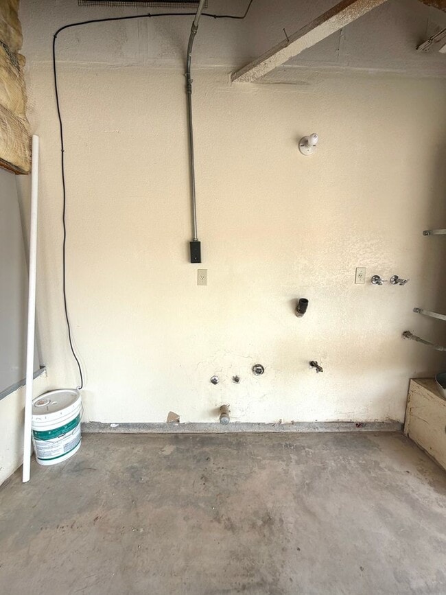 Building Photo - 71768 Buena Vista Dr