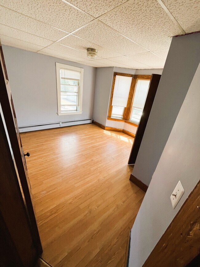 Building Photo - 205 Cumberland St