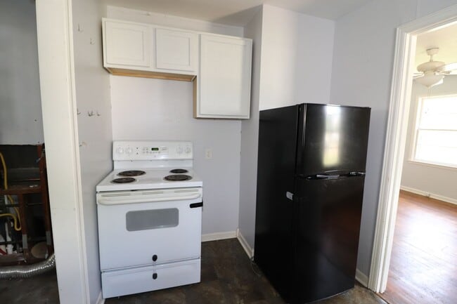 Building Photo - Updated Home for Rent