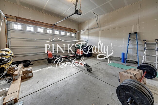 Building Photo - 1407 Grand Overlook St