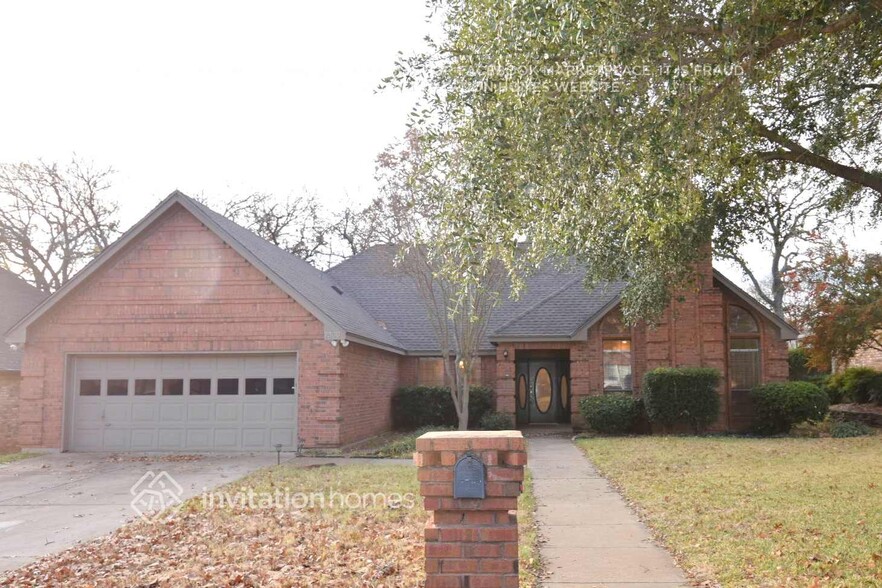 Primary Photo - 7500 Oak Park Dr