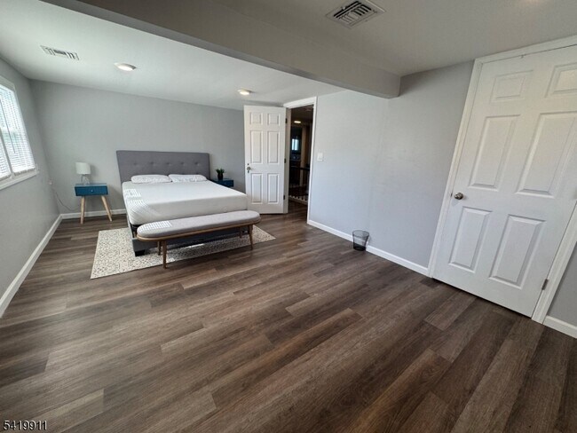 Building Photo - 117 Weldon Rd