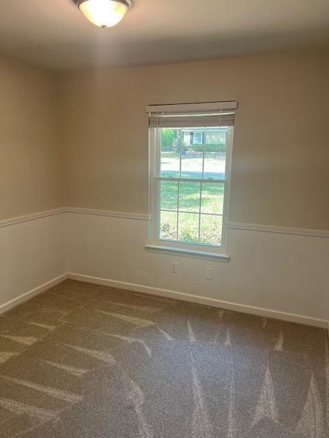 Building Photo - 8221 Pinebough Ave