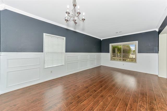 Building Photo - 1020 Breeders Cup Dr