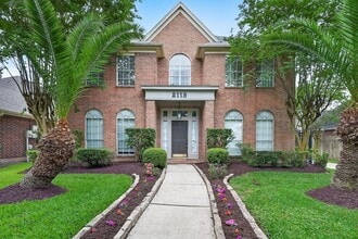Building Photo - 2119 Palm Castle Dr