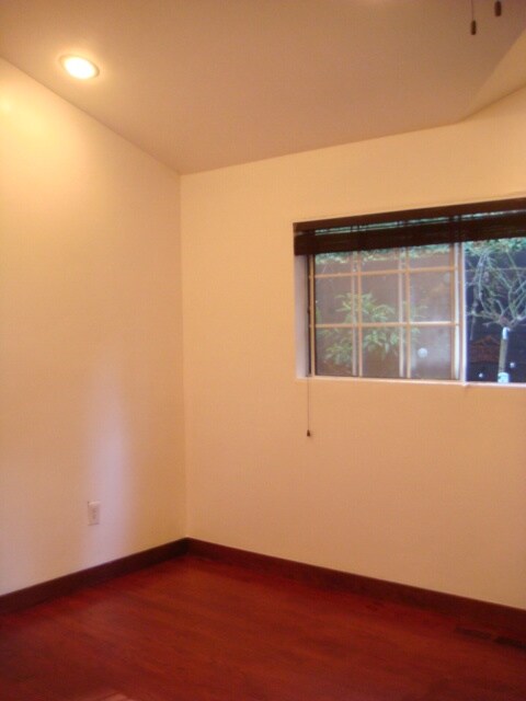 1st Bedroom Back Left Wall - 1841 Pool Rd