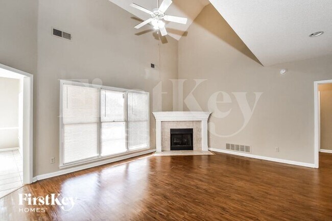 Building Photo - 10515 Trailmont Ln