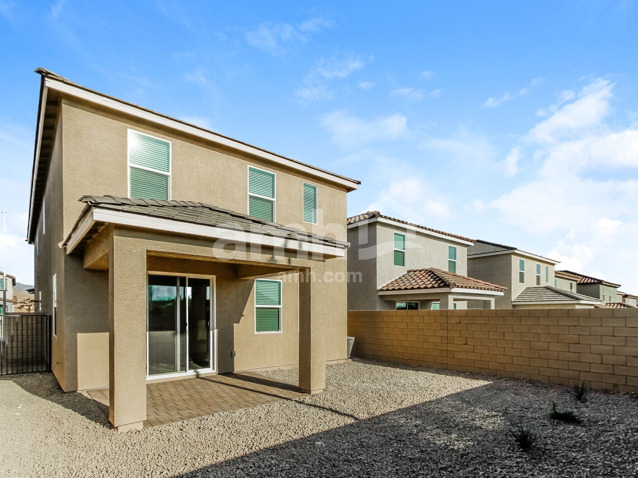 Building Photo - 11174 Magallanes St