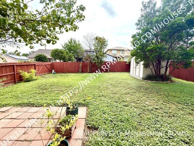 Building Photo - 646 Limestone Flat