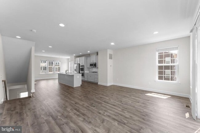 Building Photo - 6094 Camerons Ferry Dr