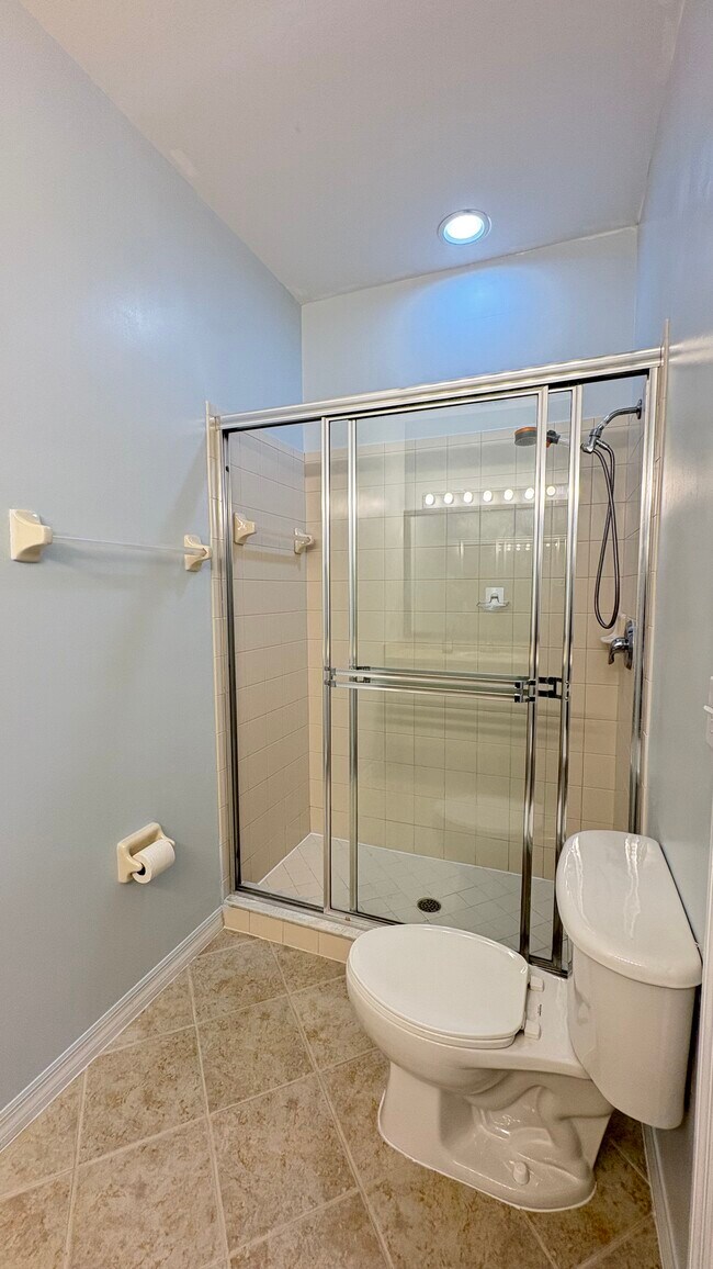 Building Photo - 4109 Bellasol Cir