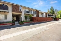 Building Photo - Stunning 2nd Story 3 Bedroom Condo in Woodlake Villas, La Habra