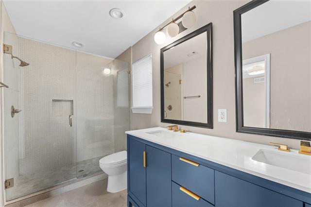 Building Photo - 3527 Vinecrest Dr