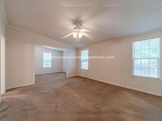 Building Photo - A COUNTRY DREAM! 4BR, 2BATH MANUFACTURED HOME, $1650./month