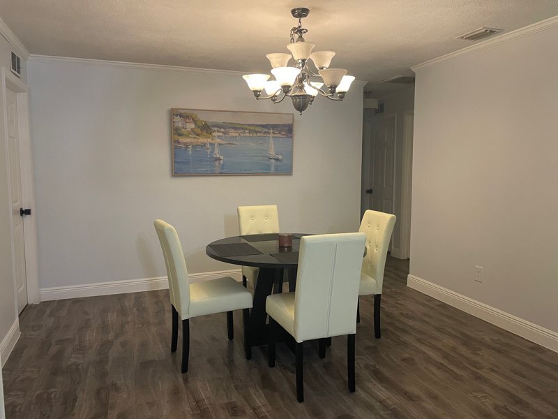 Building Photo - 3115 Marshall Dr