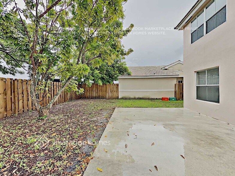 Building Photo - 3366 Bonito Ln