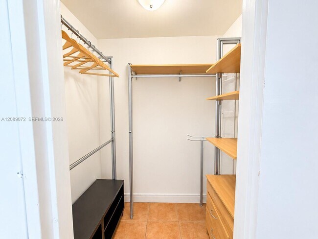 Building Photo - 5161 Collins Ave