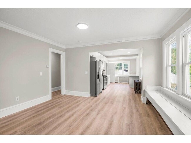 Building Photo - 1257 Palace Ave