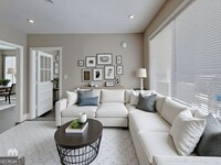 Building Photo - 1284 Westmont Rd SW