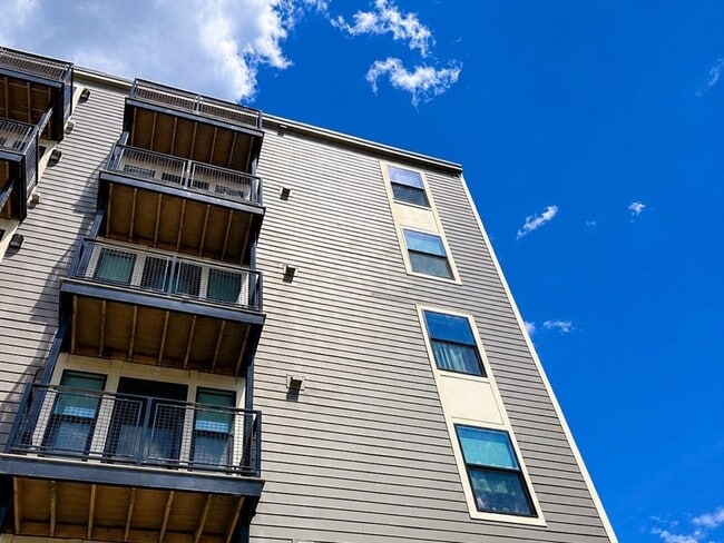 Building Photo - 1258 Massachusetts Ave