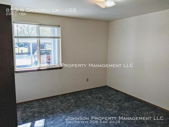 Building Photo - 853 N Driscoll Ln #102