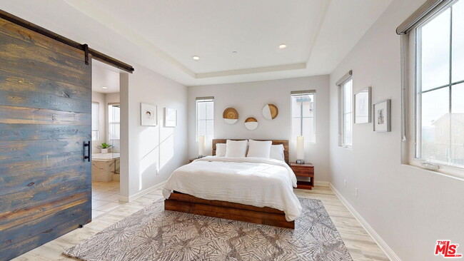 Building Photo - 20607 W Chestnut Cir