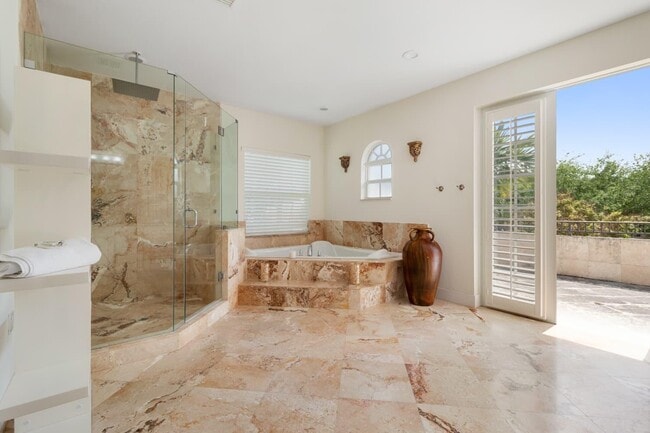 Building Photo - 6301 SW 58th Ct