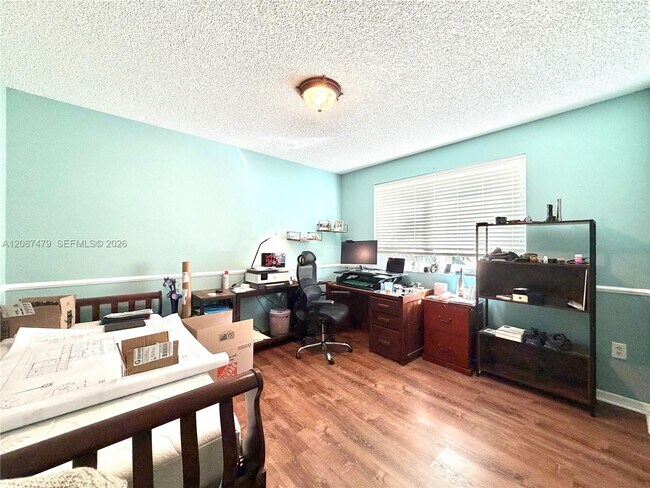 Building Photo - 4631 SW 154th Pl