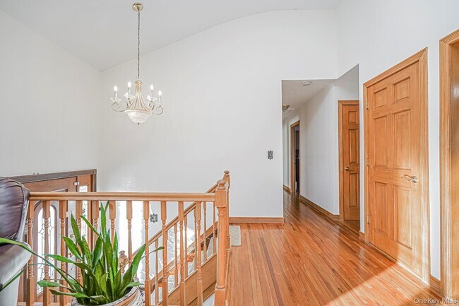 Building Photo - 317 Darlington Ave