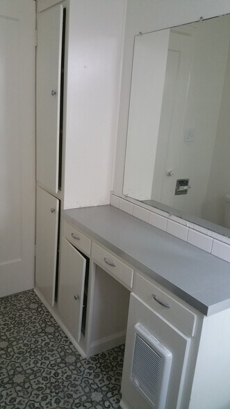built in vanity - 107 Southeast 80th Avenue