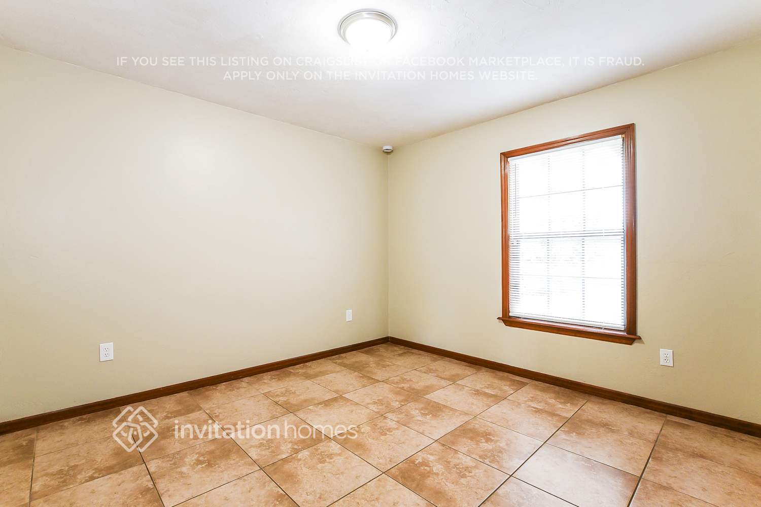 Building Photo - 644 Vicksburg St