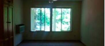  - 2500 Hillcrest Dr
