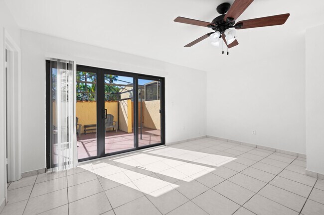 Building Photo - 7734 Balboa St