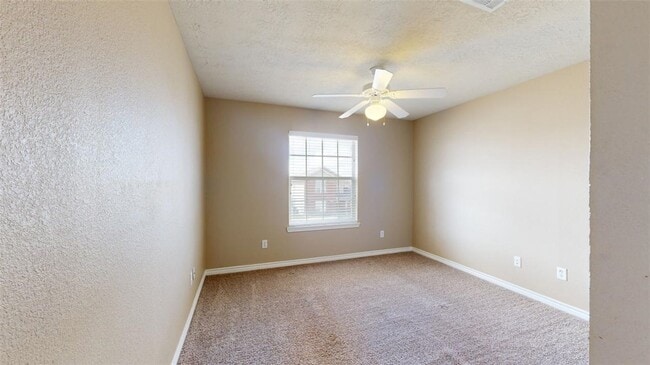 Building Photo - 4023 Southern Trace Dr