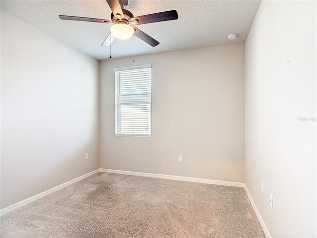 Building Photo - 928 Cambridge Dr