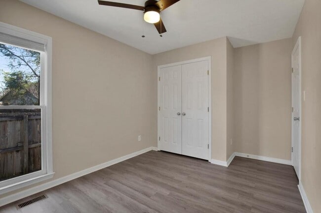 Building Photo - 3681 Highgate Dr