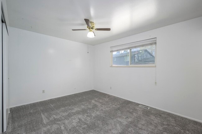 Building Photo - 259 E 8355 S