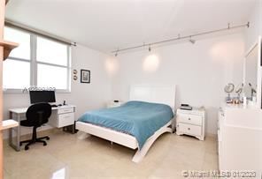 Building Photo - 2 br, 2 bath  - The Metropolitan