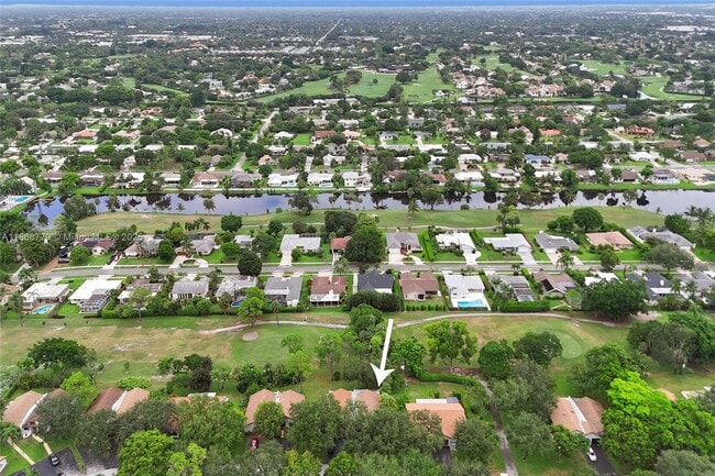 Building Photo - 3821 Arelia Dr